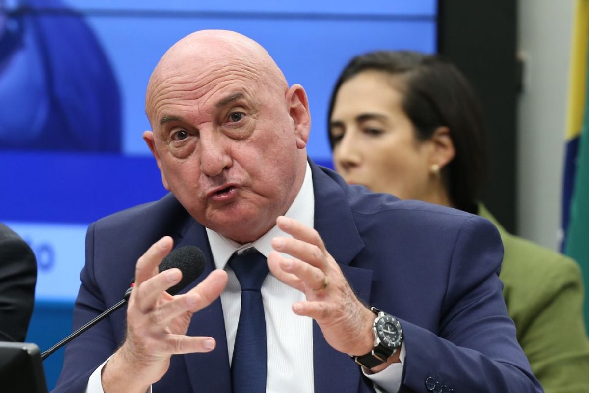 Oposição na CPI do 8 de janeiro deve pedir nova prisão de Gonçalves Dias