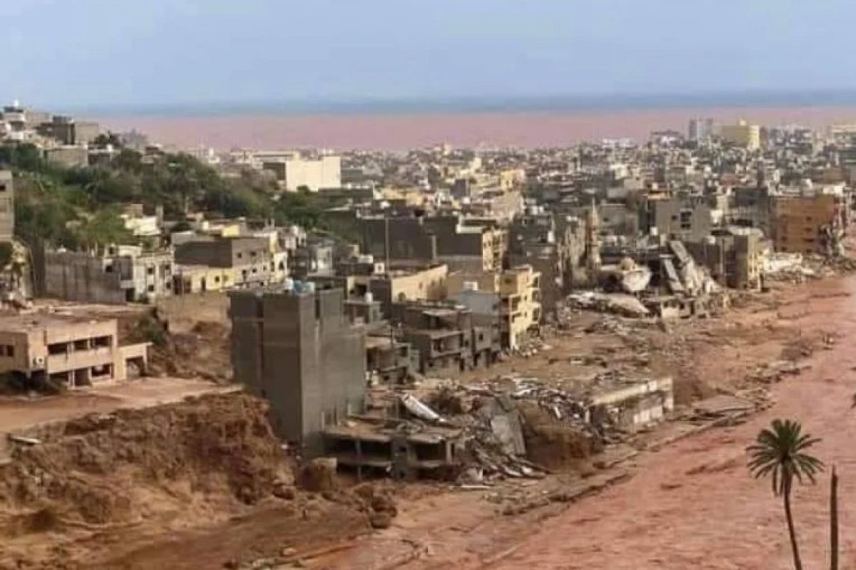 Tempestade deixa 2 mil mortos e mais de 10 mil desaparecidos na Líbia