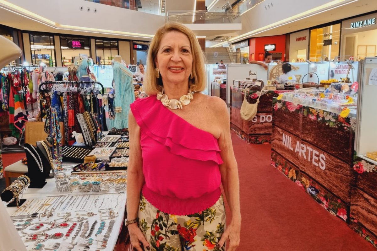 Vera Pontes realiza feira Artes do Mundo!