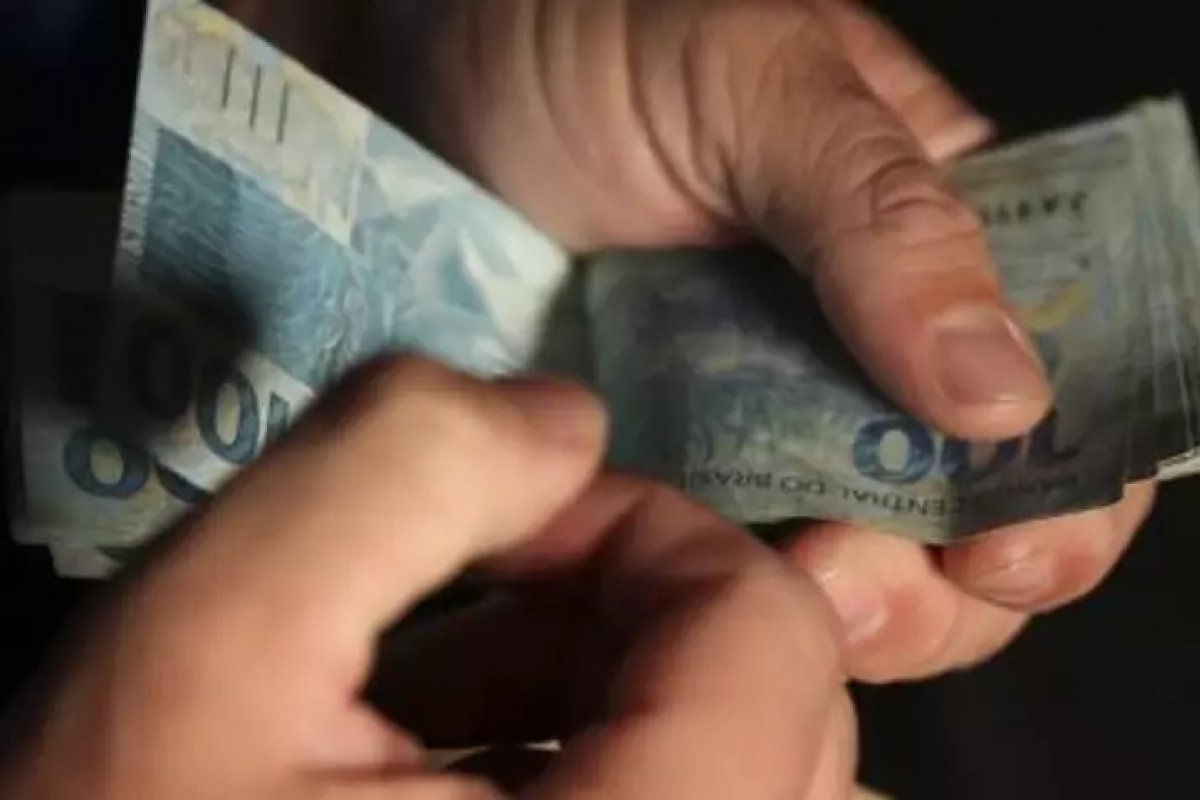 Correntistas têm R$ 7,2 bilhões em contas inativas; saiba como resgatar