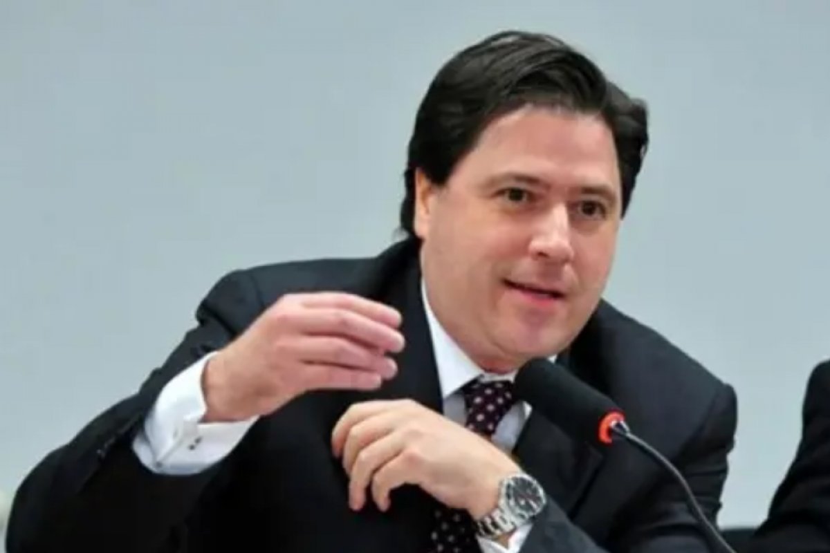 Juiz Luis Roberto Cappio Guedes é citado em processo por afastamento