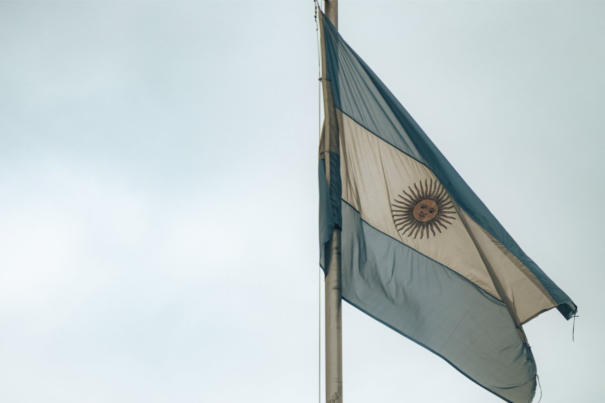 Inflação na Argentina em agosto atinge nível mais alto em 32 anos