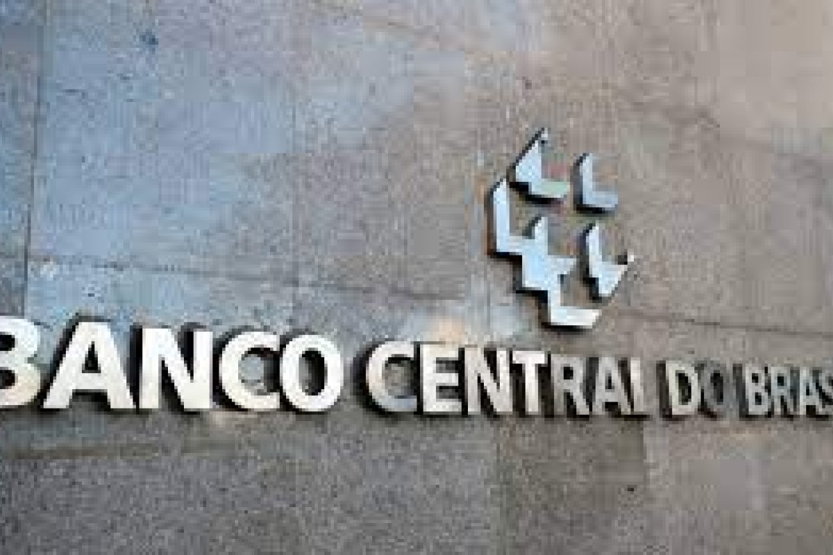 Fluxo cambial total no ano até 8 de setembro é positivo em US$ 20,612 bi