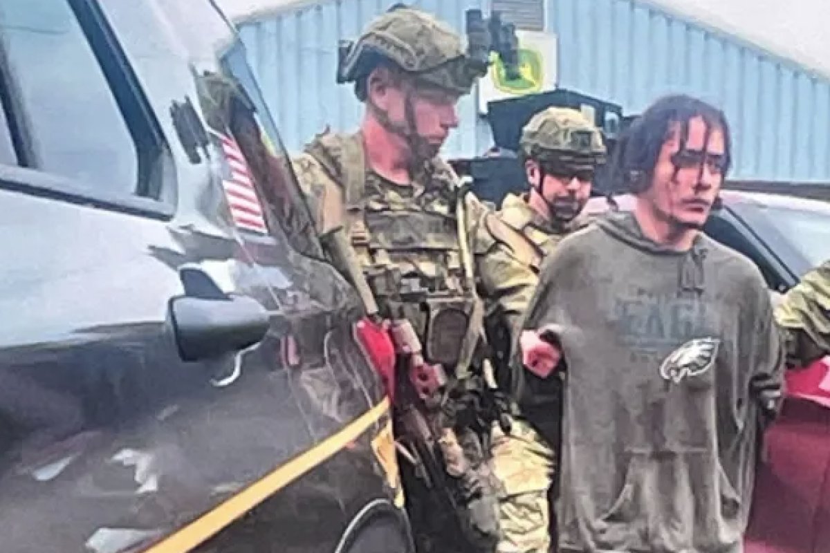 Irmã de brasileiro fugitivo está em processo de deportação