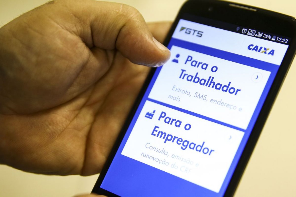 Propostas de alteração no saque-aniversário do FGTS podem impactar economia em R$ 14 Bilhões