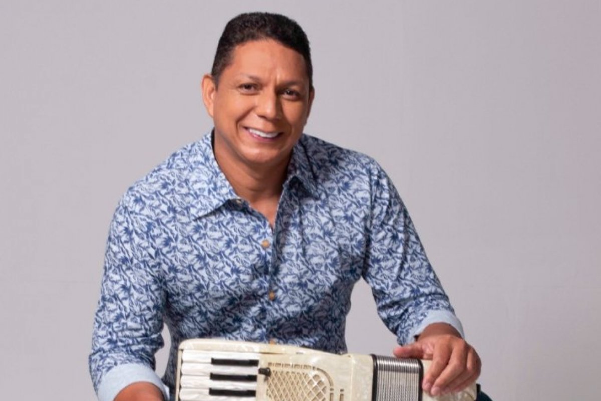 Targino Gondim traz projeto das plataformas digitais para o presencial!