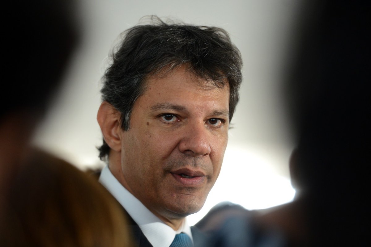 Casa de Haddad em SP é alvo de tentativa de invasão na madrugada desta quinta-feira (14)