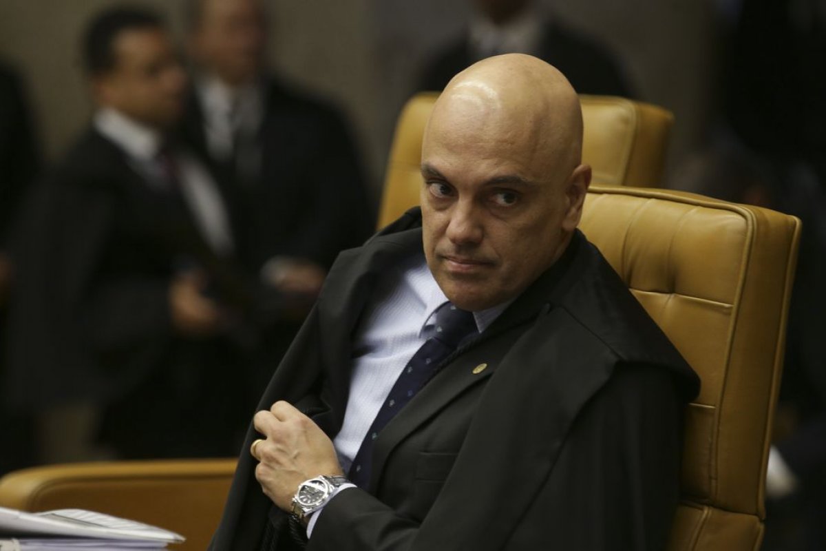 Após ser criticado por advogado do 2º réu do 8/1, Moraes rebate: 'medíocre'