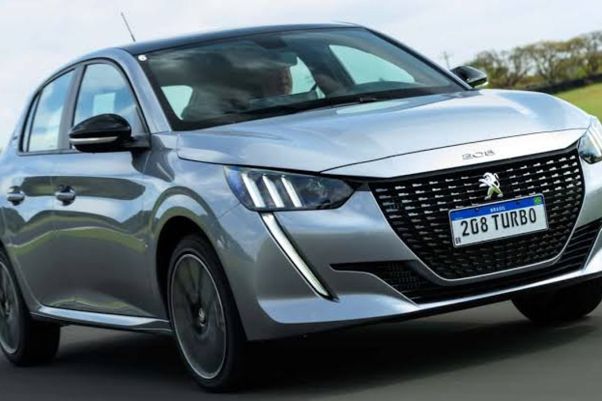 Peugeot 208 ganha opção de motor turbo T200: veja os preços