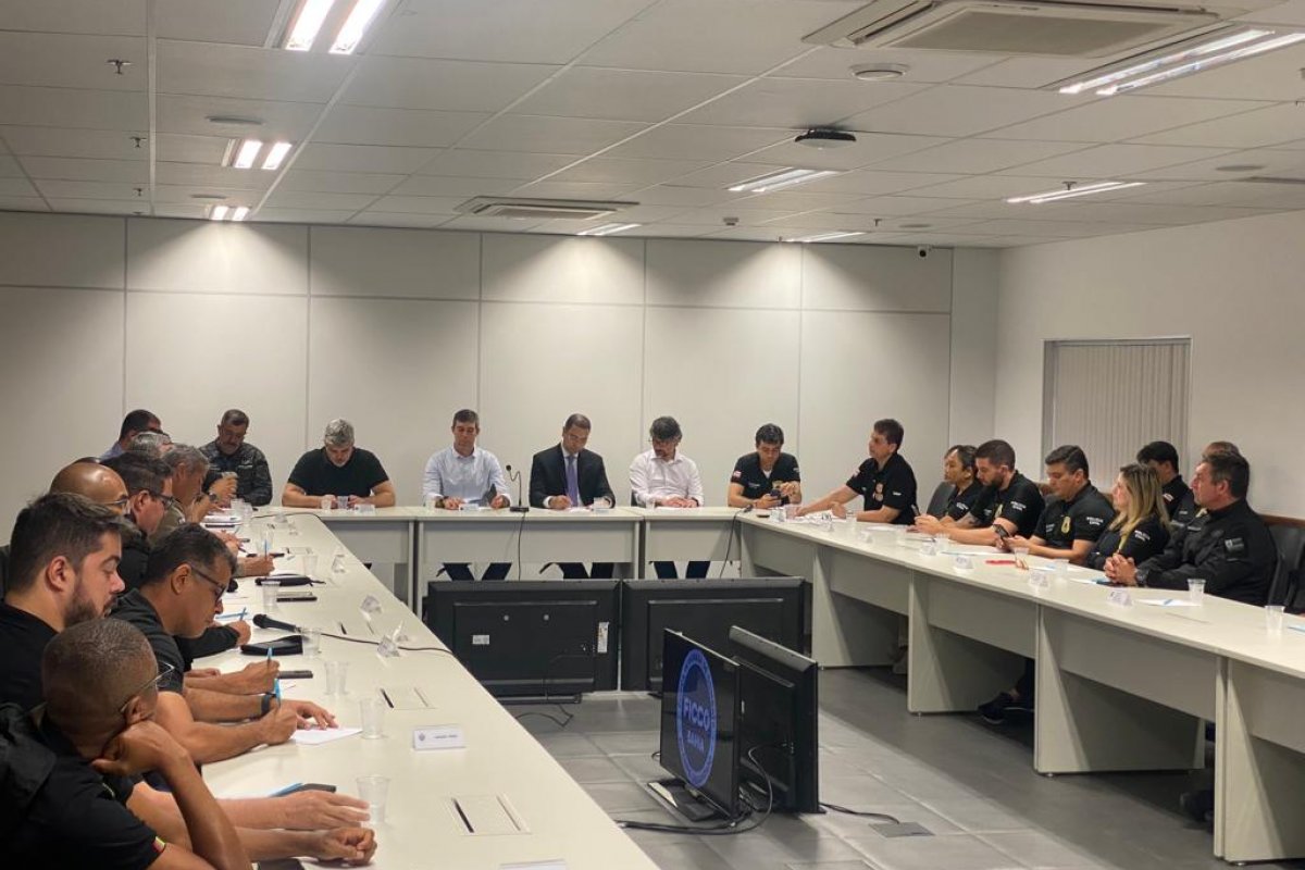 SSP-BA reúne lideranças policiais para debater estratégias de enfrentamento ao crime organizado