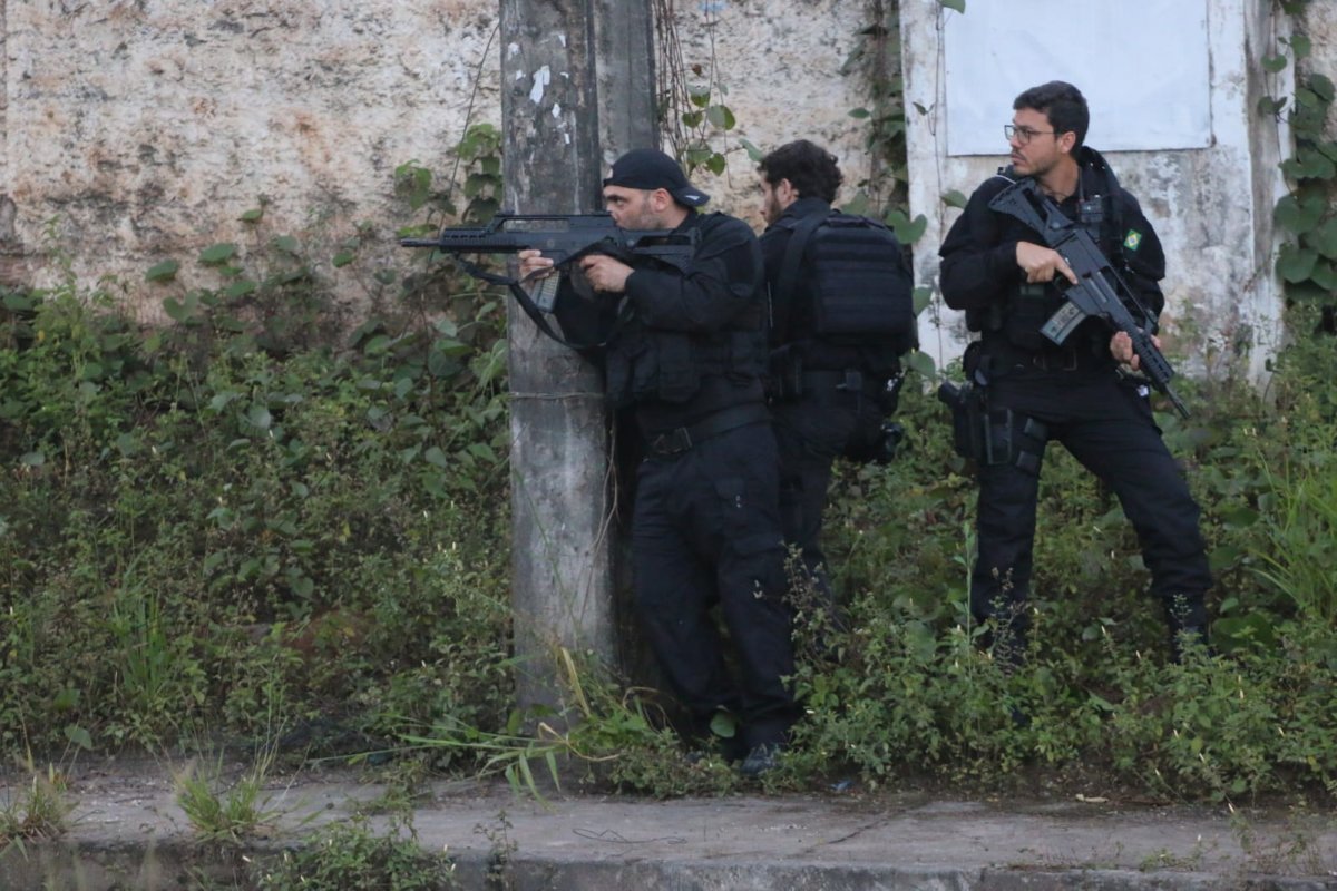 Criminoso que atirou contra policiais foi preso em junho e já estava em liberdade provisória