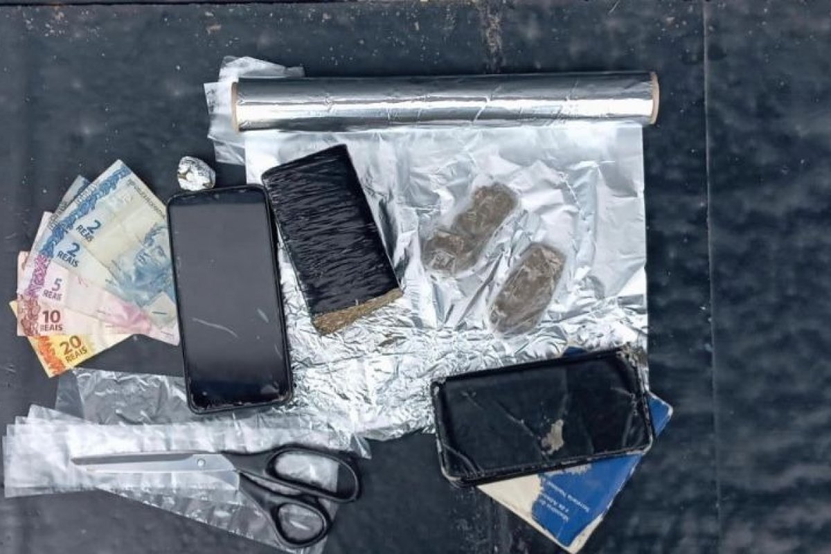 PM apreende 450 gramas de maconha no sudoeste da Bahia