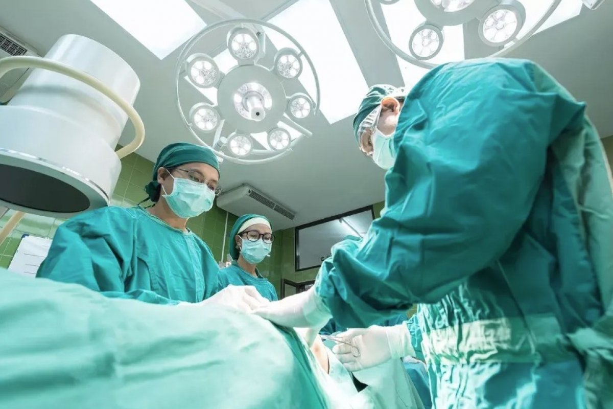 Implante que trata depressão é aplicado pela primeira vez no Brasil