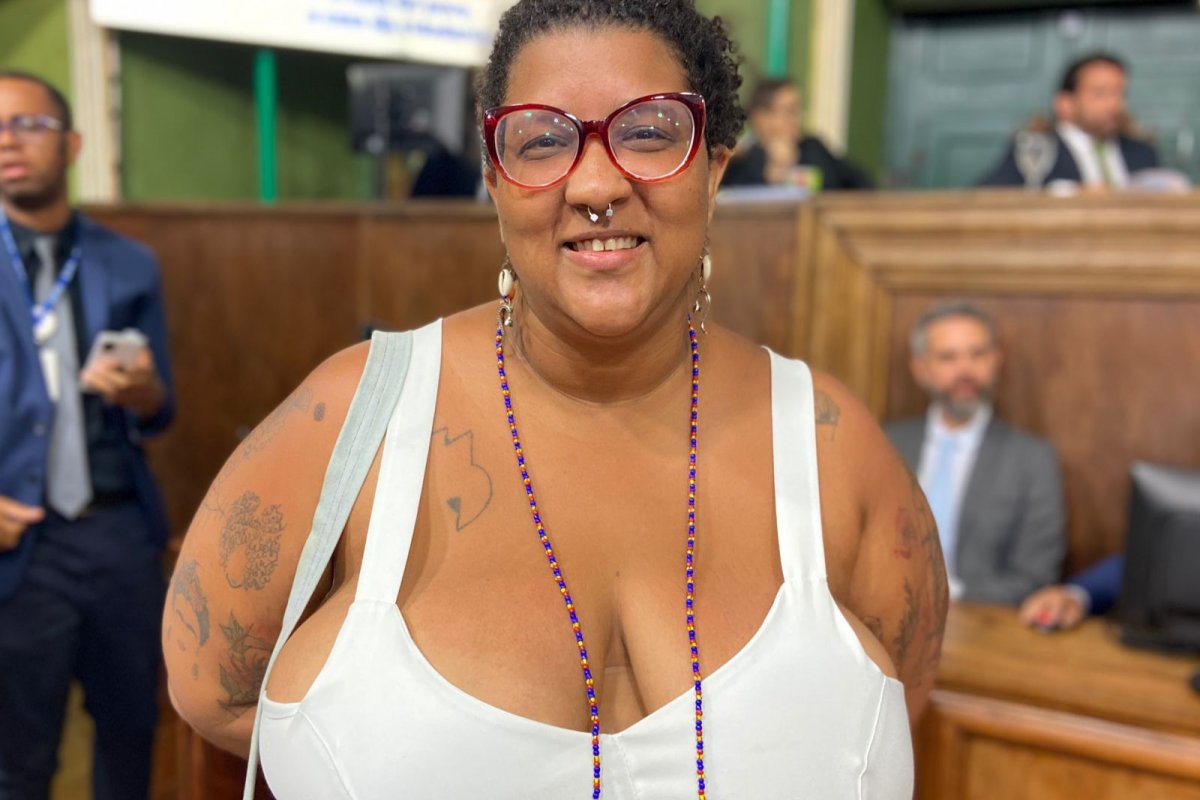 Laina Crisóstomo comenta suposta saída do PSOL da base do governo: ‘Congresso irá decidir’