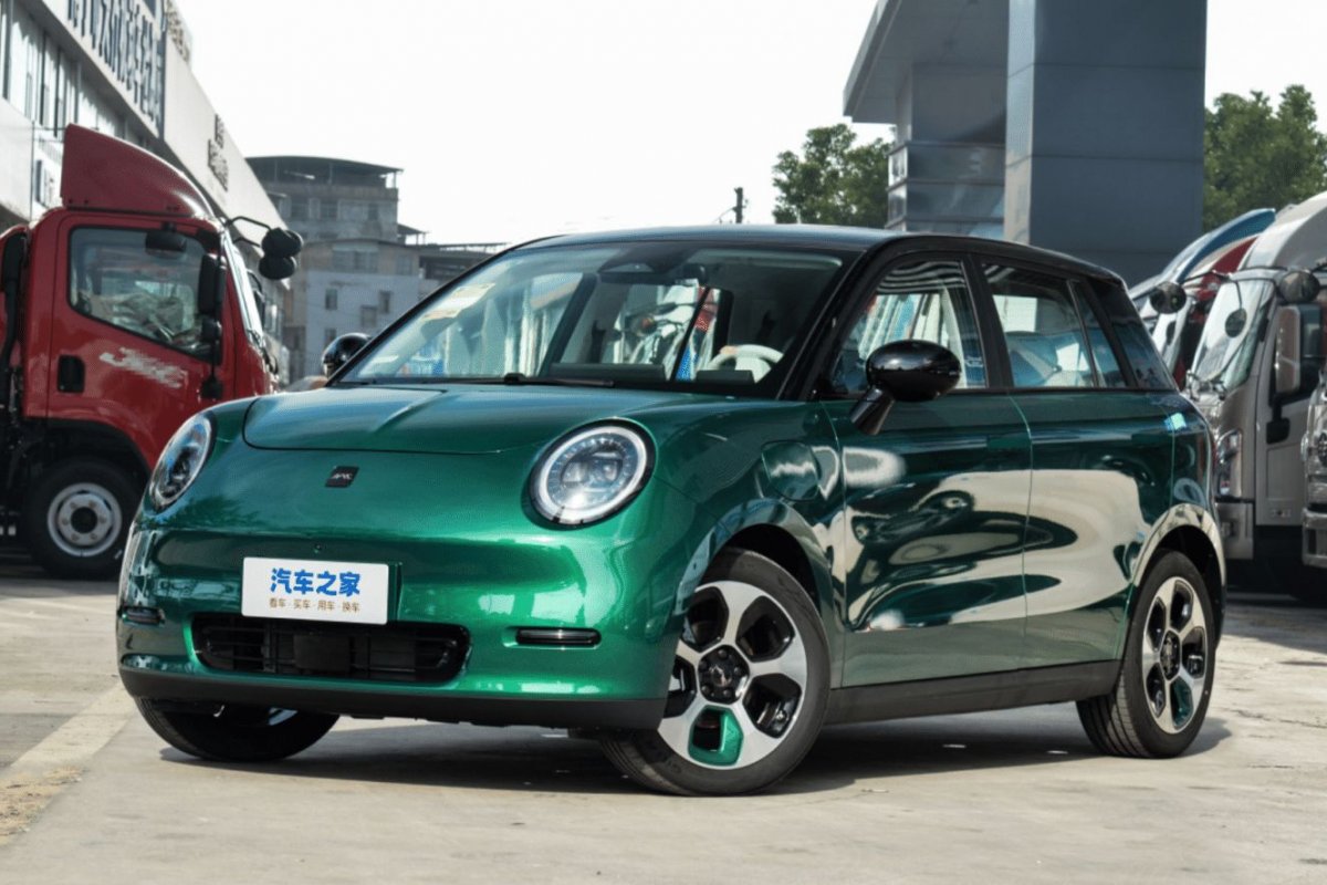 JAC Motors EV3 ganha nova versão de entrada na China e vem ao Brasil ainda esse ano