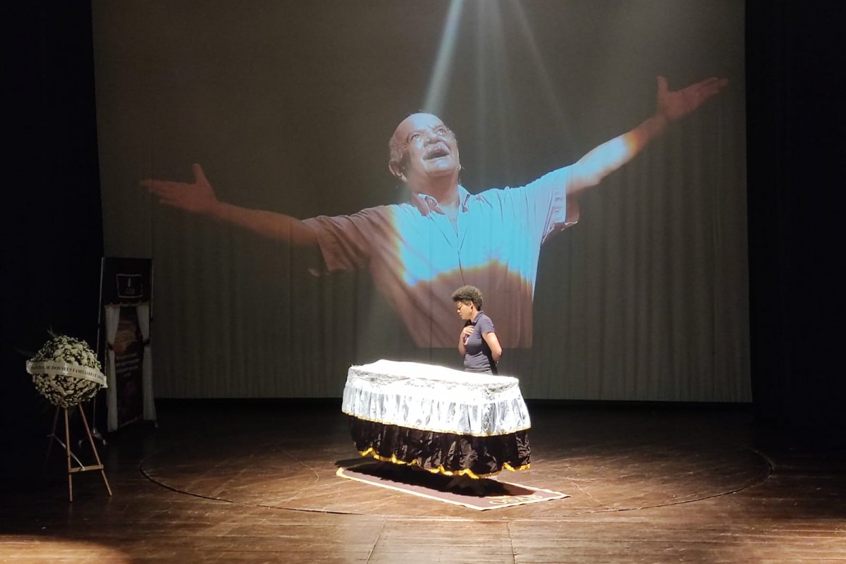 Harildo Déda é homenageado no Teatro Martim Gonçalves da UFBA na manhã desta terça-feira (19)