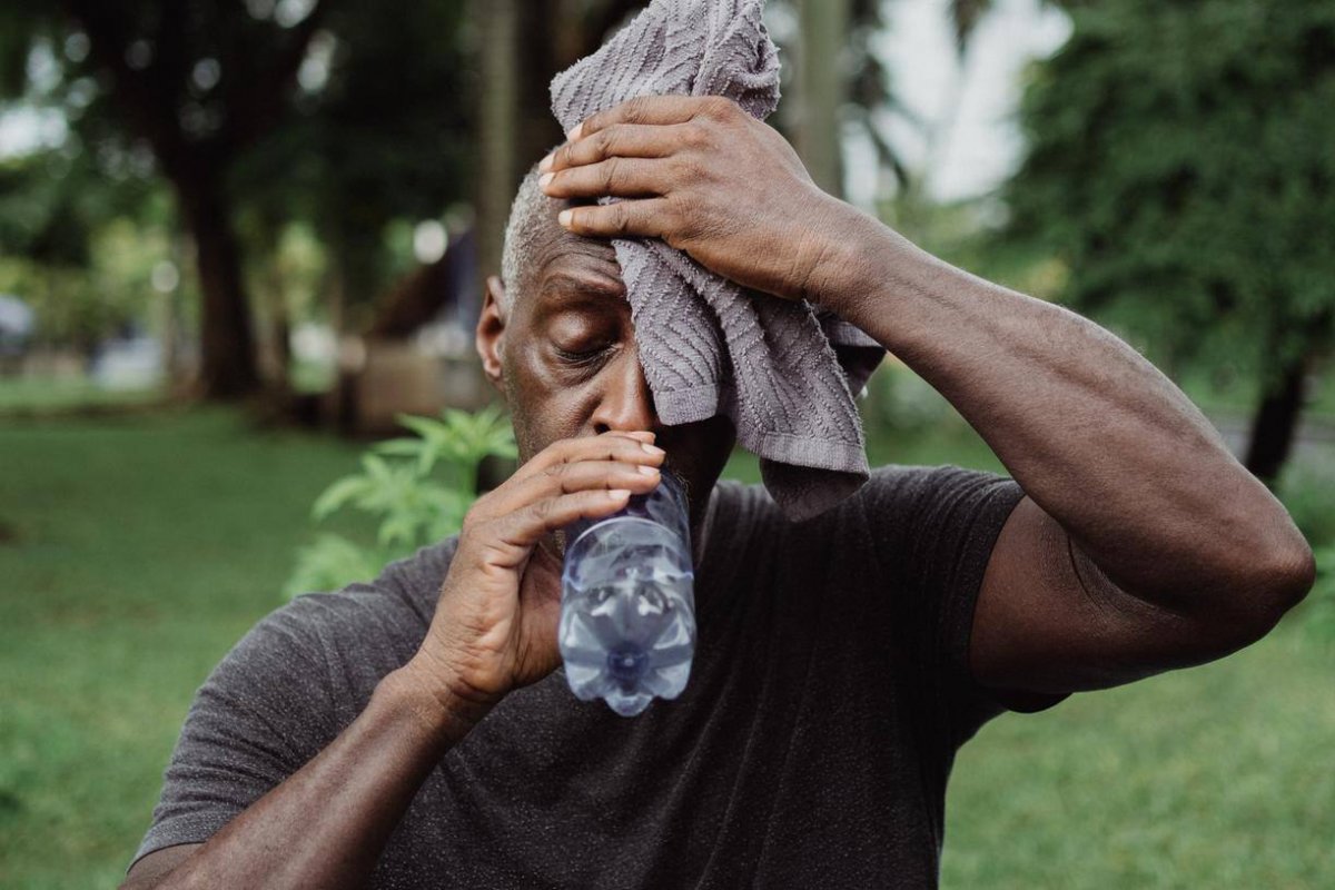 Onda de calor: confira dicas para cuidados com o corpo