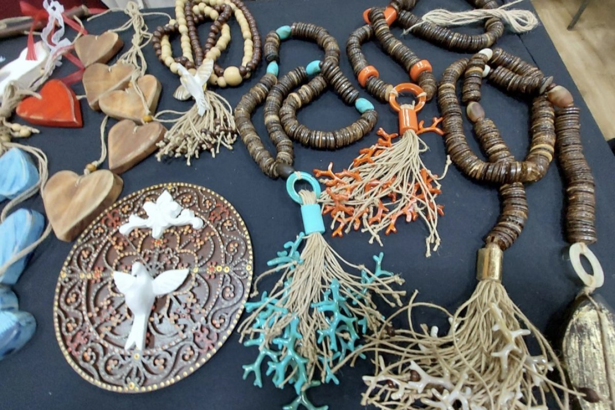 Feira Café Fofoca e Arte acontece na capital baiana em clima de primavera!