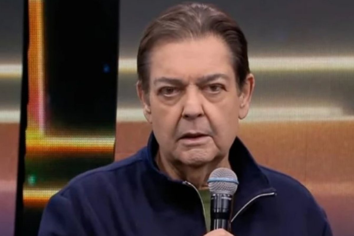 Faustão volta a ser internado para realizar exames pós-transplante cardíaco. Confira Boletim médico!