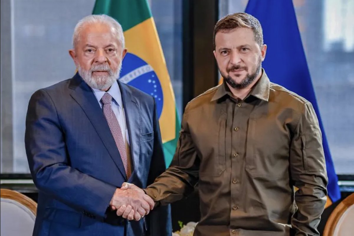 Lula e Zelensky realizam reunião amistosa e debatem caminhos para o fim da guerra na Ucrânia