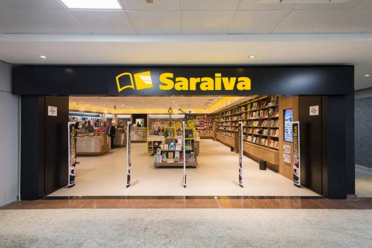 Livraria Saraiva fecha todas as lojas físicas e dispensa equipe