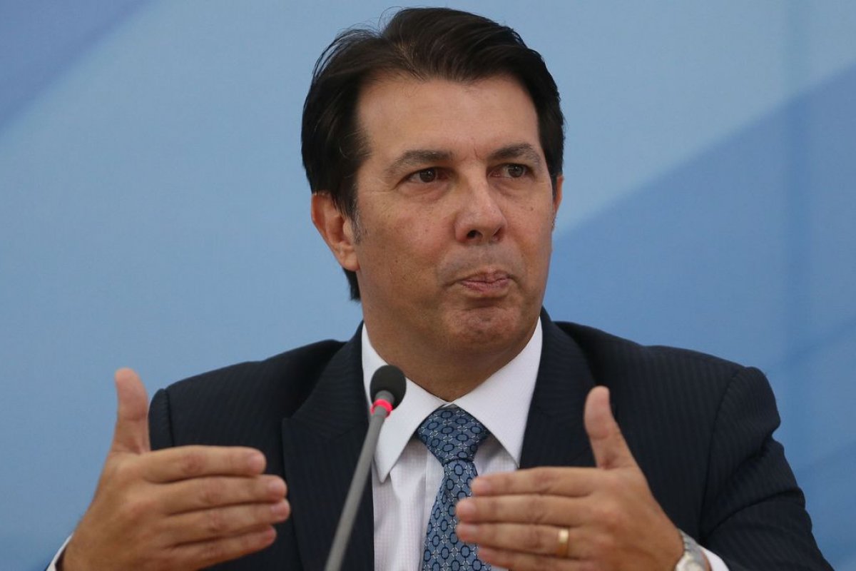 Presidente da CPMI do 8 de janeiro promete nova reunião para votação de requerimentos