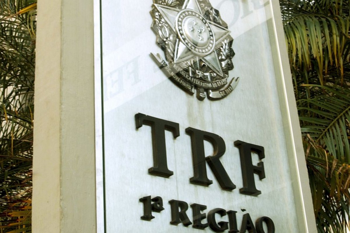 Ao menos 1.534 juízes federais receberam acima do teto no primeiro semestre