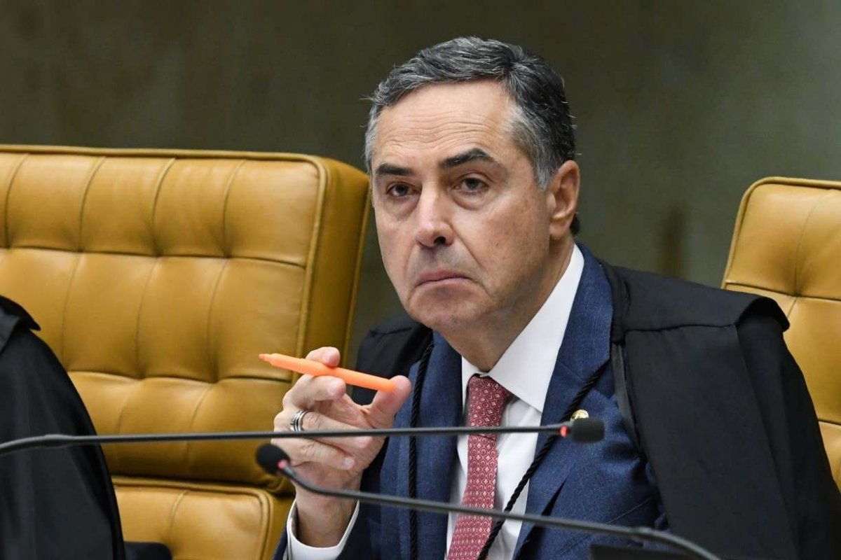 Ministro Barroso pede atenção especial ao caso e votação da legalização do aborto é suspensa; entenda