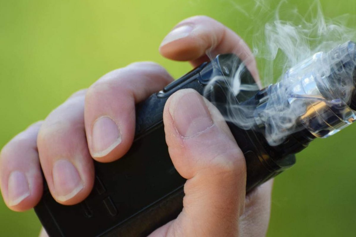 Segundo pesquisa, a cada 5 jovens 1 é um consumidor dos chamados "vapes"