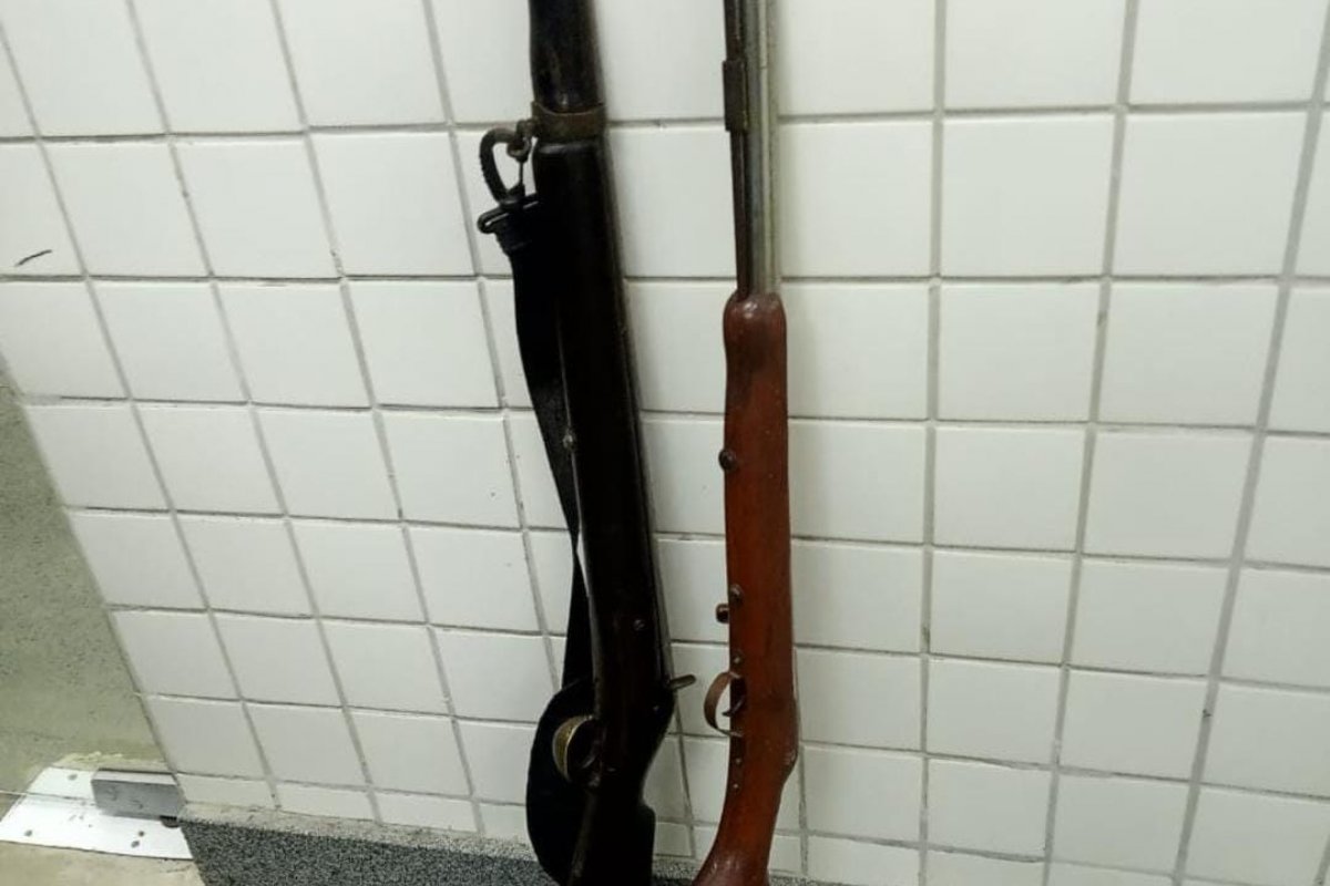 Homem é preso e duas espingardas são apreendidas em Jequié
