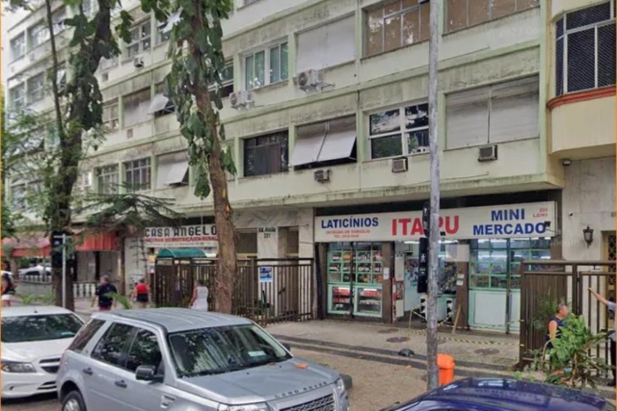 Entregador de aplicativo relata ofensas raciais e ameaça de policial federal no Rio