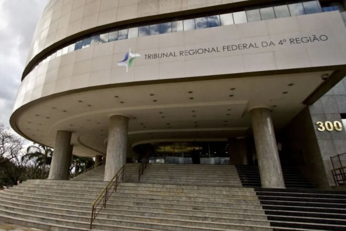 Mais de 1.500 magistrados federais receberam acima do teto constitucional no 1º semestre de 2023