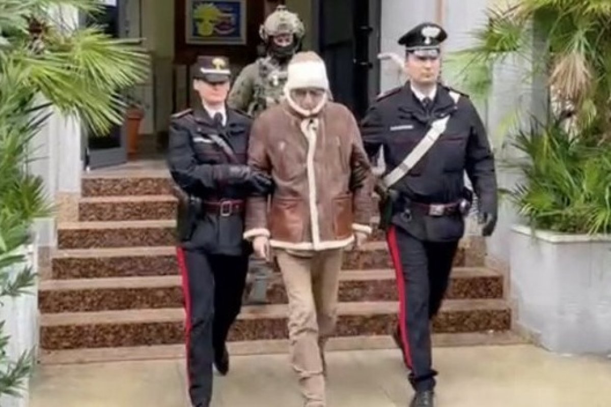 Chefe da máfia siciliana morre em hospital na Itália após 30 anos de fuga