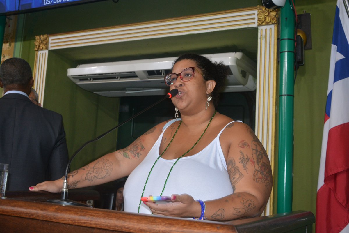 ‘Descriminalização do aborto é autonomia do corpo da mulher’, diz Laina Crisóstomo