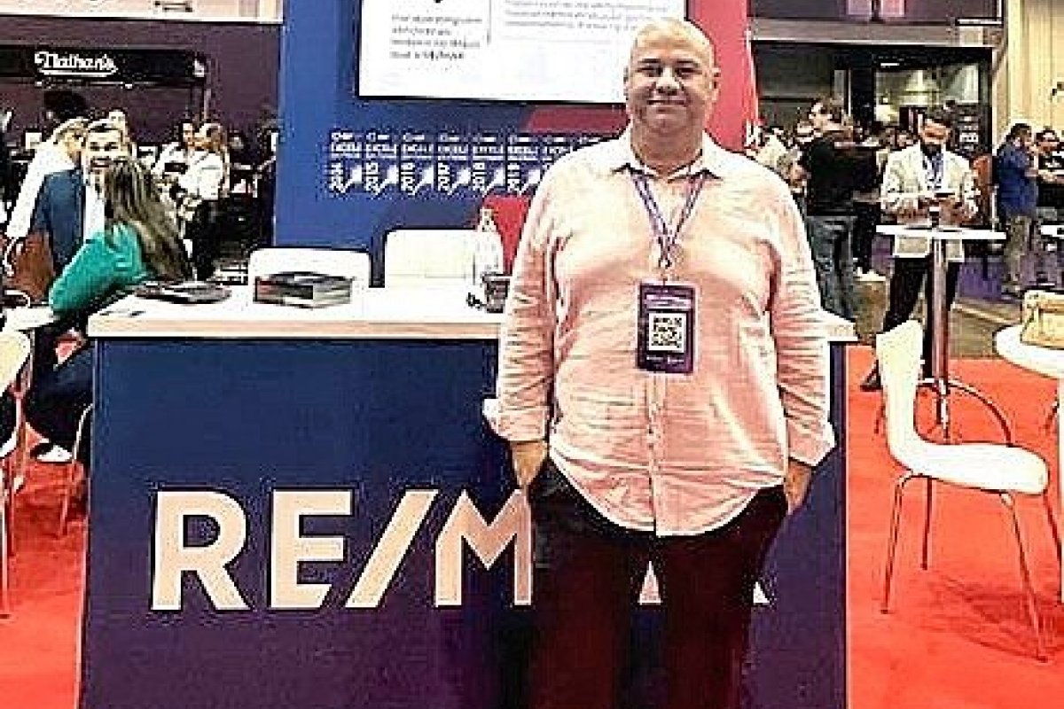 RE/MAX Grupo Bahia marca presença no maior evento de mercado imobiliário da América Latina, em SP!