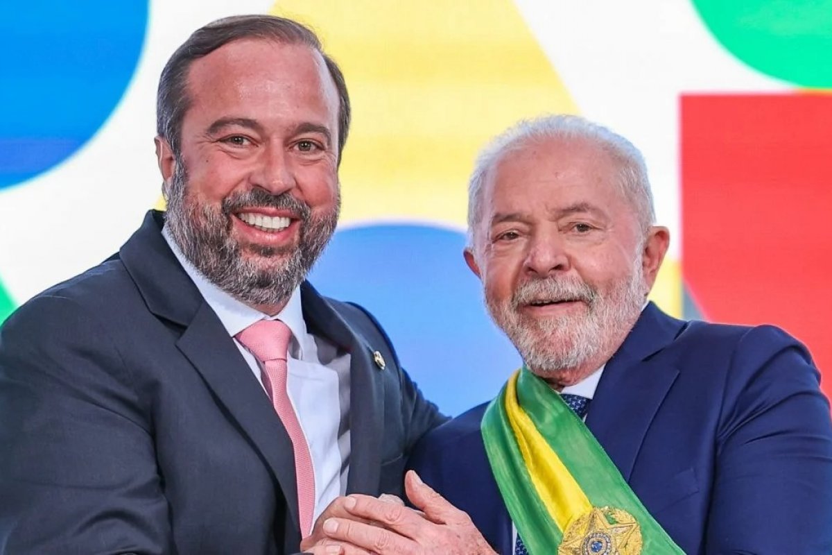 Presidente Lula vai assinar contratos de concessão para expansão energética