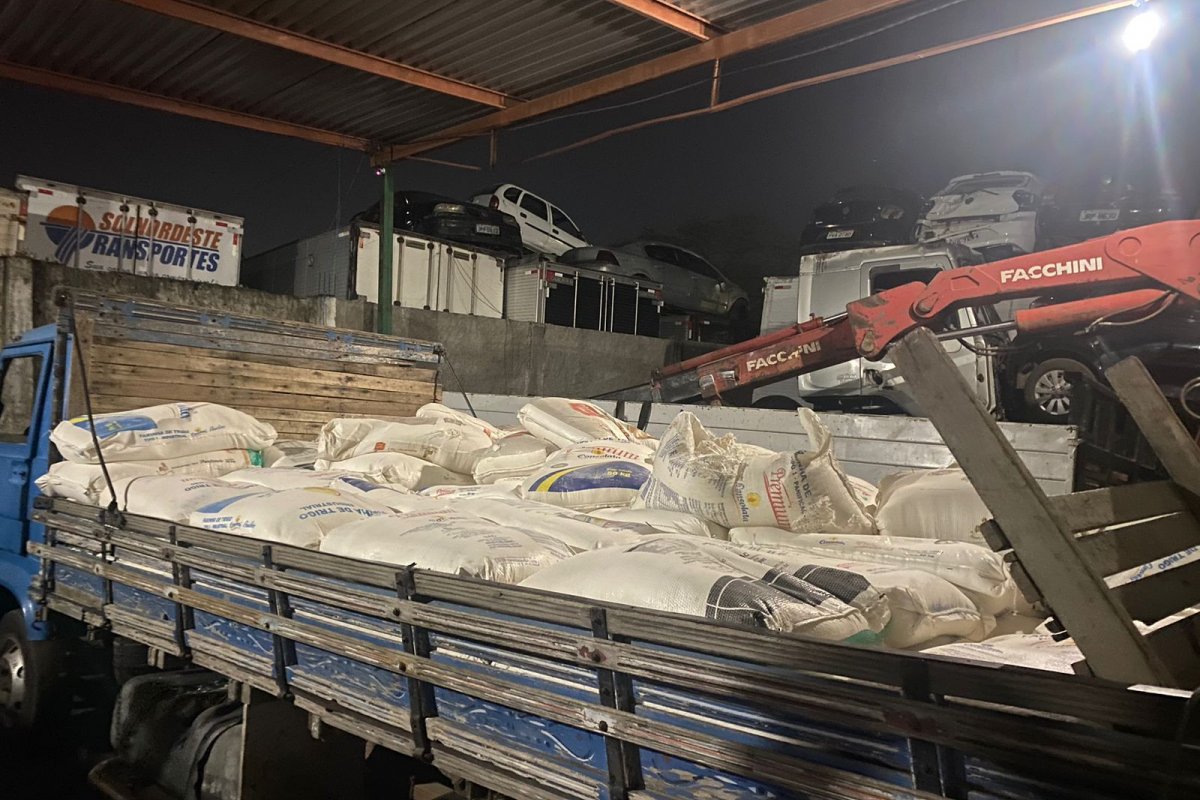 Três suspeitos são presos por receptação após furto de carga na BR-330