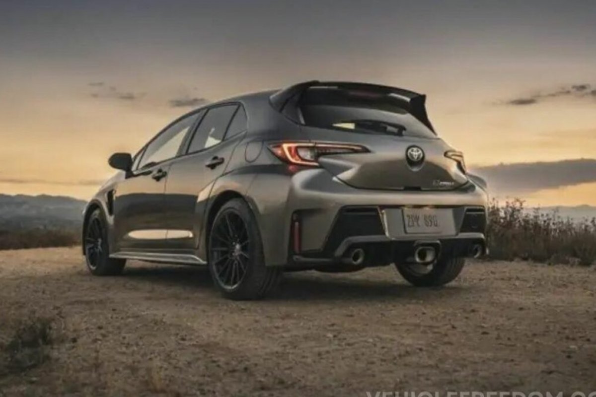 GR Corolla ganha novo pacote de acabamento "Premium" nos EUA