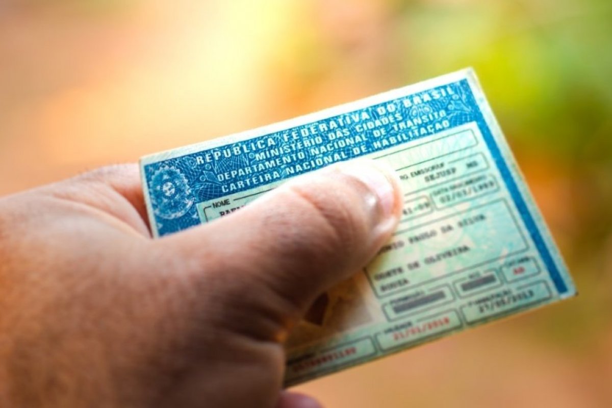 Brasil e Portugal firmam acordo de reciprocidade para uso de CNH