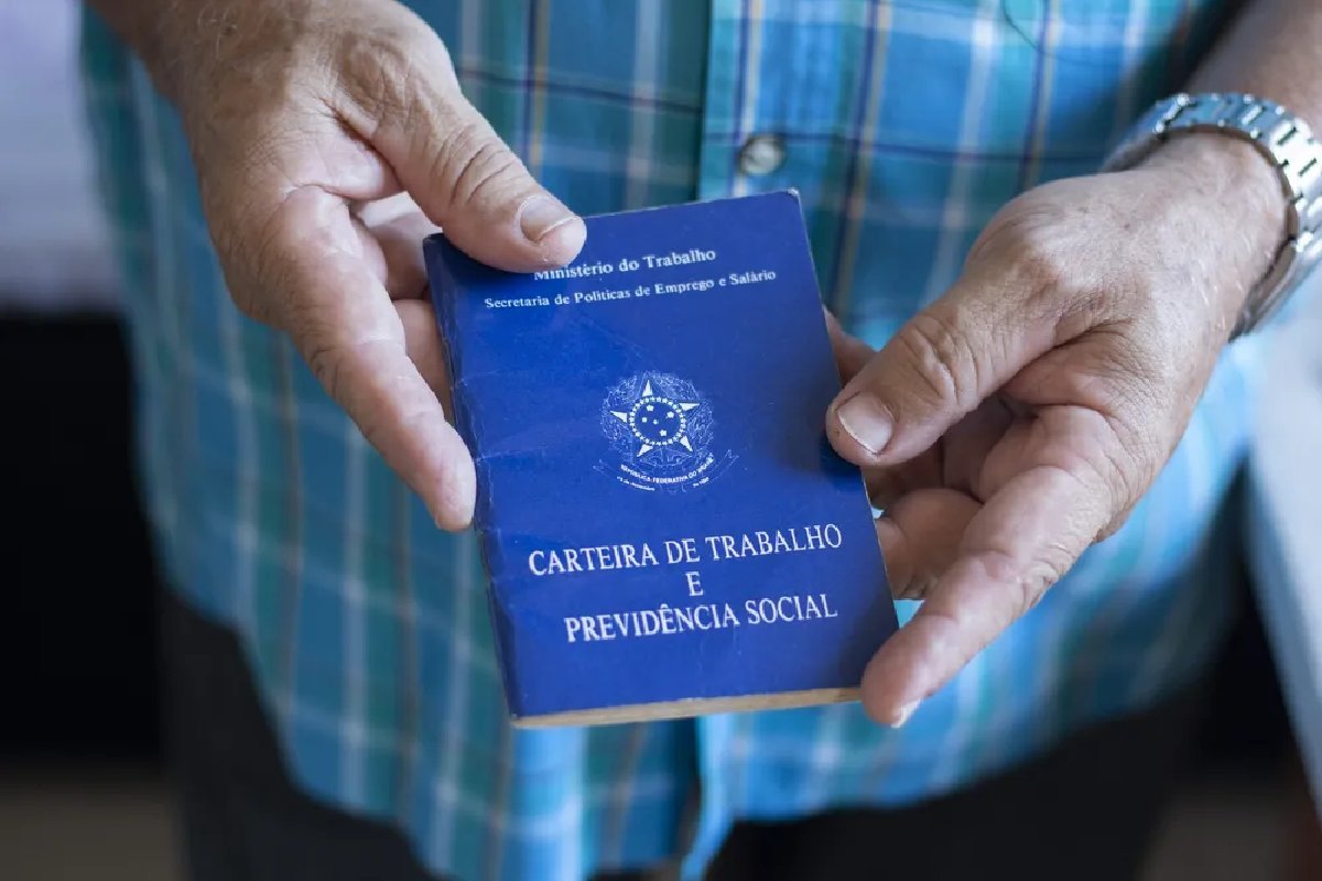 SineBahia divulga mais de 100 vagas de emprego e estágio disponíveis para esta sexta-feira (29)