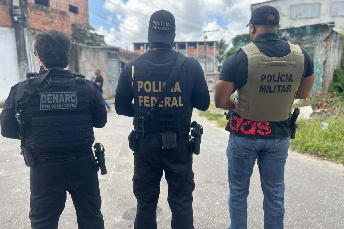 Homem morre e outro é preso durante ação contra o narcotráfico em Salvador