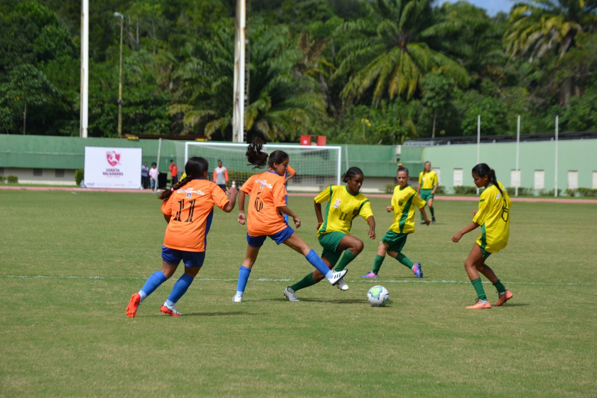 Bahia e Vitória decidem o Campeonato Baiano de Futebol Feminino 2023 neste domingo (1)