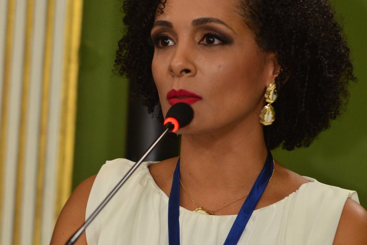 Promotora negra fala em missão ancestral e defende Justiça inclusiva e 'de olhos abertos'