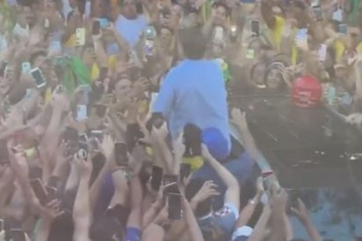 Vídeo: ‘Se Deus quiser, no futuro voltaremos’, diz Bolsonaro em Fortaleza