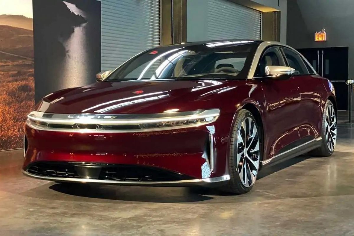 Lucid Air terá produção em nova fábrica na Arábia Saudita
