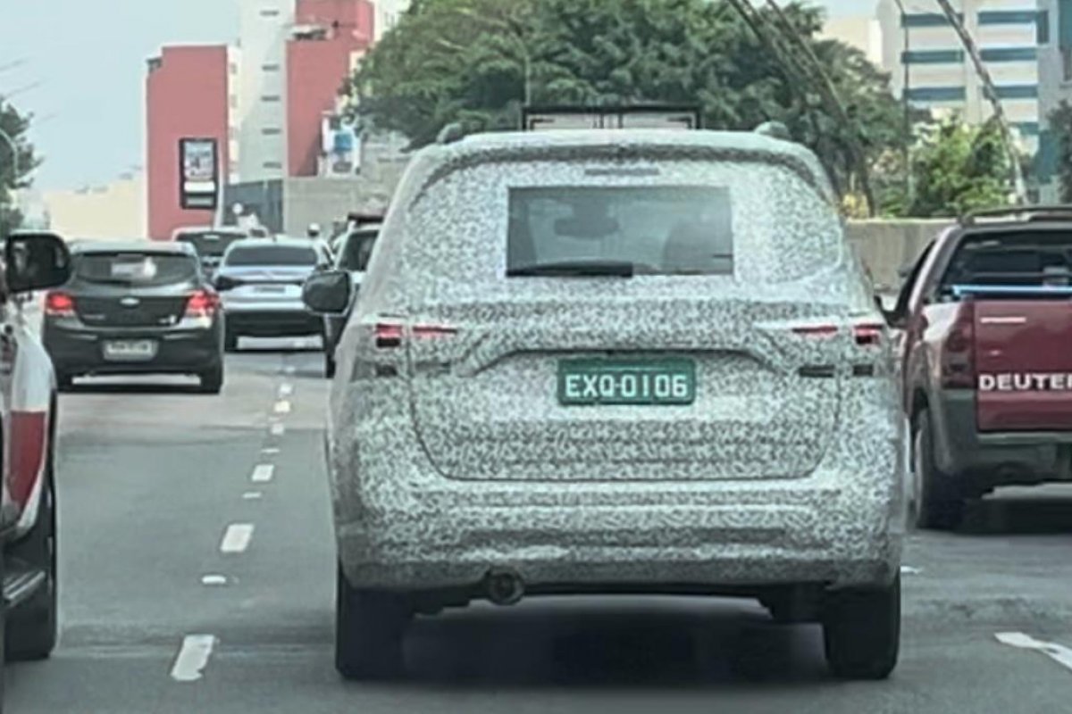 Chevrolet Spin 2024: flagramos a minivan que será renovada em breve