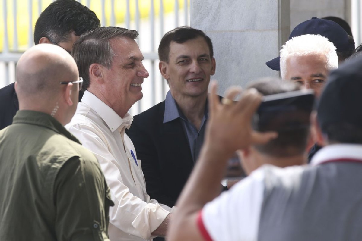 Bolsonaro aposta na Mega da Virada