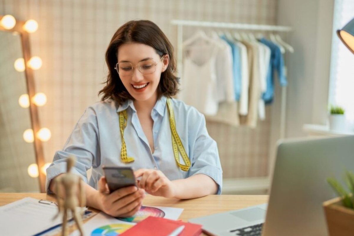 IBGE: quase 705 mil pessoas eram MEIs na Bahia em 2021; 4 em cada 10 atuam nos serviços