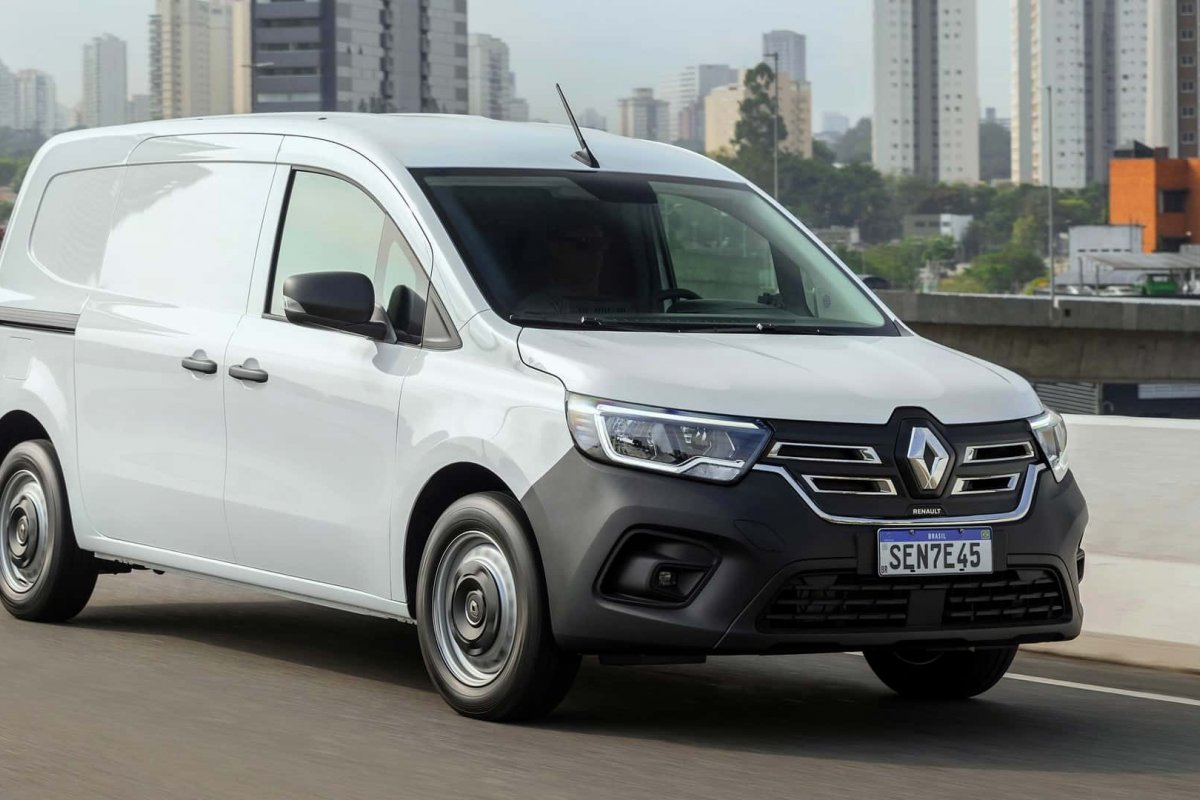 Renault lança segunda geração do Kangoo E-Tech por R$ 259,9 mil