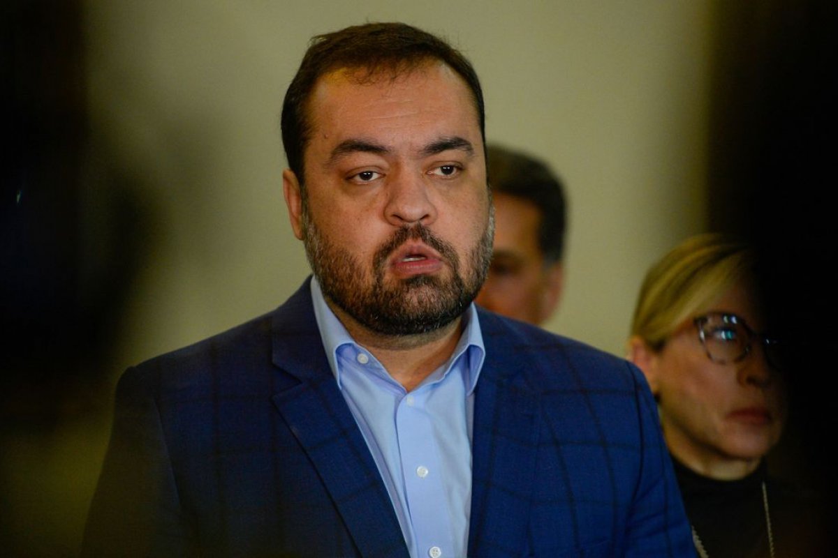 Governador do Rio descarta motivação política na morte de médicos